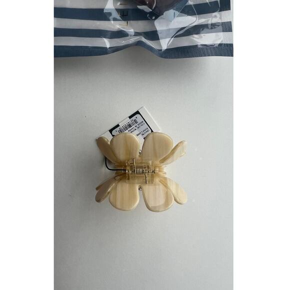 Lele Sadoughi Acetate Floral Claw Clip main image 11